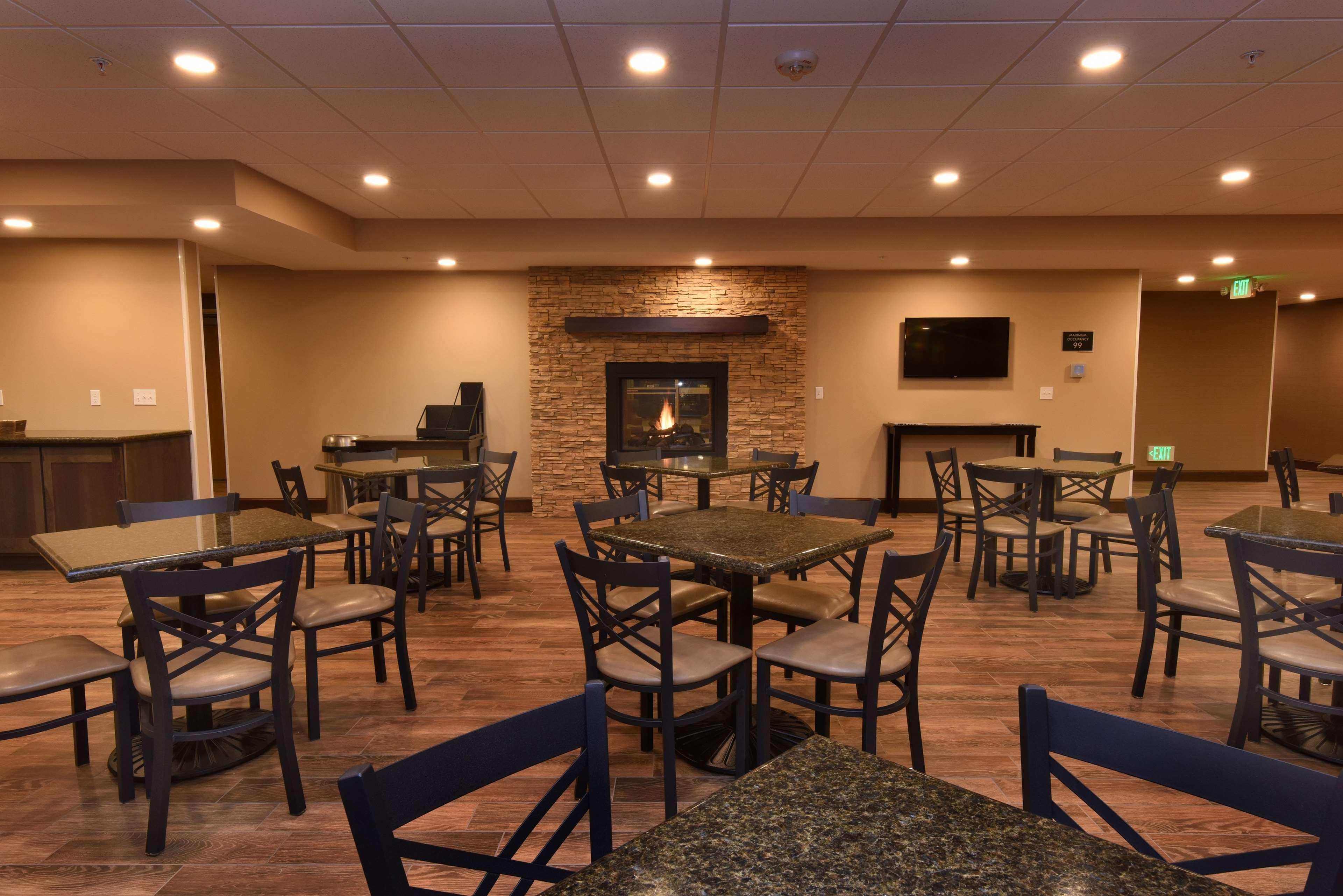 Best Western Plus Vintage Valley Inn Zillah Exterior photo